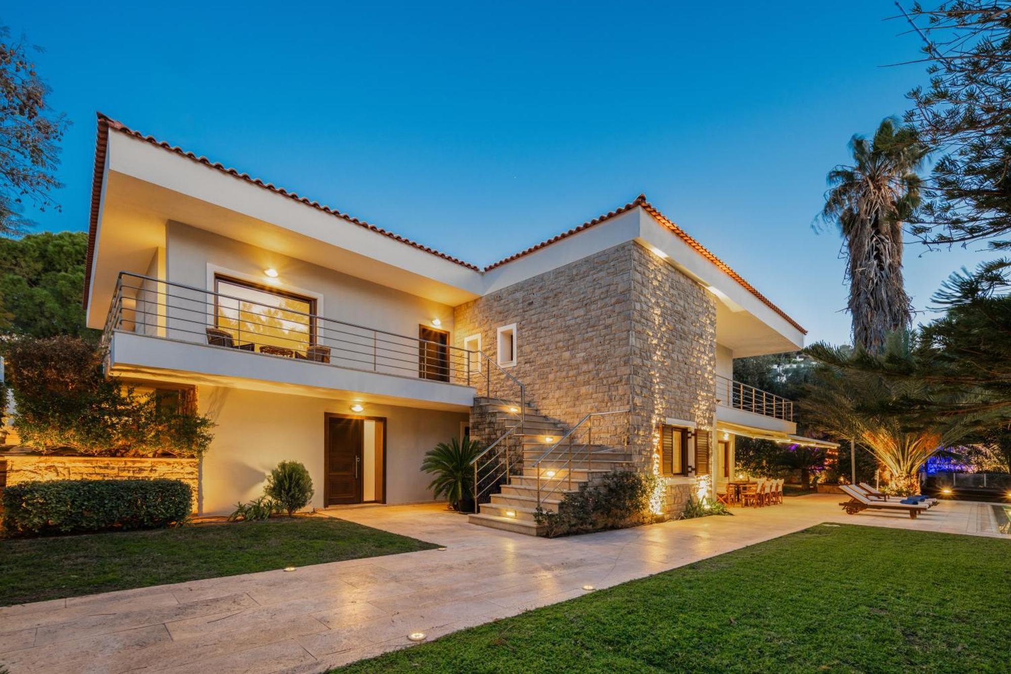 Villa Saronida Exterior photo